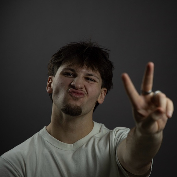 Meet your Posher, Tomeï - Picture 1 of 1